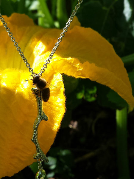 Pendentif «Baguette magique» et goutte