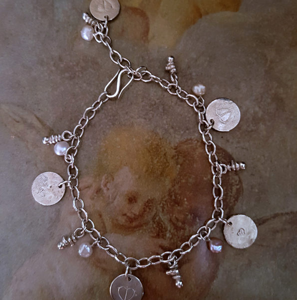 La flèche de Cupidon bracelet pampilles
