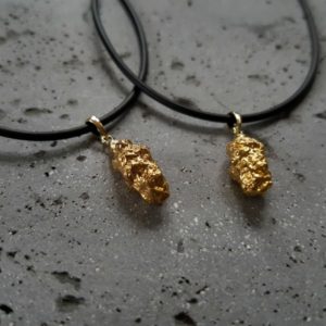 Pendentif pépite