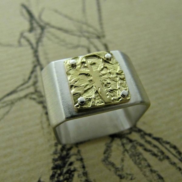 Bague carrée