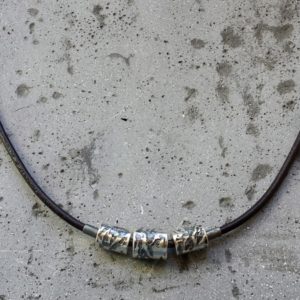 ollier de perles forgées