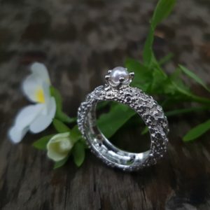 Anneau bombé «Cocon» 6 mm perle