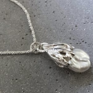 Pendentif perle