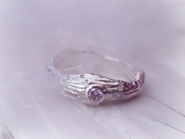 bien-etre-baguette-magique-bague-ag-diamant-rose.jpg