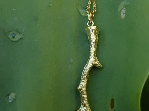 bien-etre-baguette-magique-pendentif-or.jpg