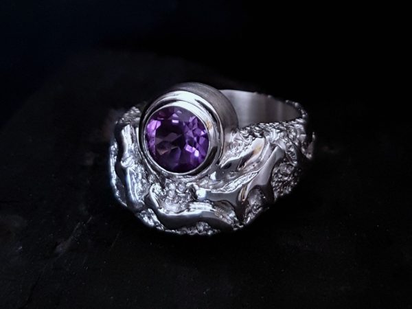 bien-etre-terre-etoiles-bague-amethyste.jpg