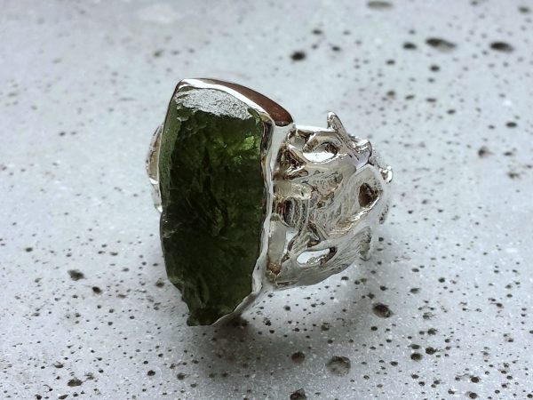 bien-etre-vegetal-moldavite.jpg