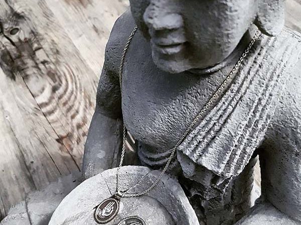 Bague et pendentif Chin Mudrâ en argent