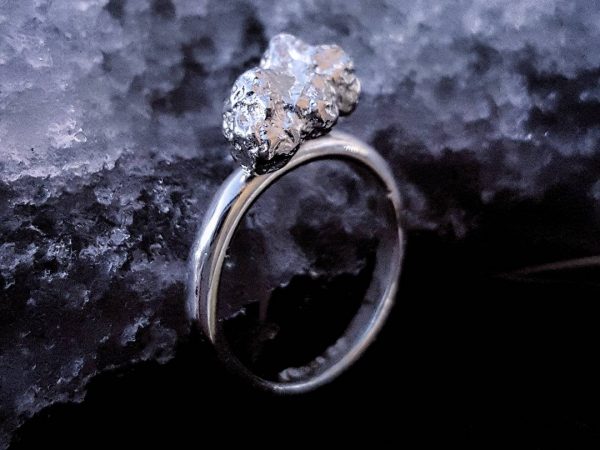 forge-antique-artisanal-bague-pepite-argent.jpg