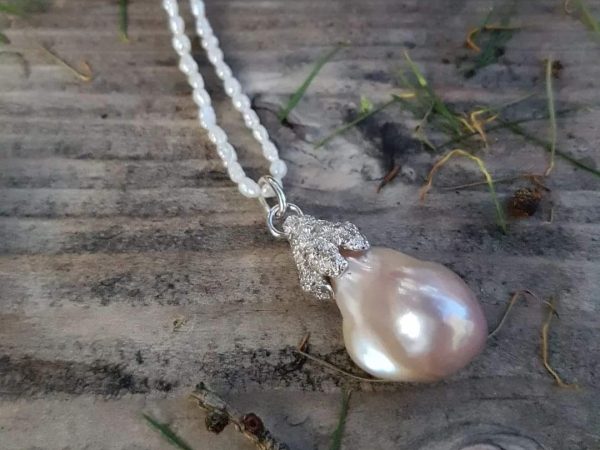 pendentif-perle-baroque-rosee